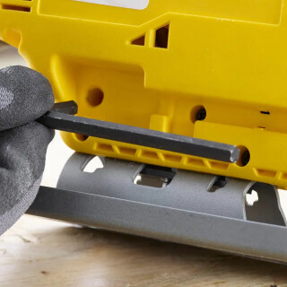 Kit-Stanley-Parafusadeira_Furadeira-1_222--Parafusadeira-Impacto-1_422-20V-COMBO483-16