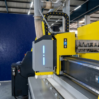 Router-CNC-Inmes-IR-25K-c_-Bomba-de-Vacuo-c_-motor-trifasico-380V-MQISCNC002-04