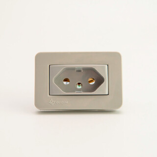GUIDINI-TOMADA-P-MOVEIS-FLEX-3PT-20A-CINZA-F35MM-ILGMTOD004-01
