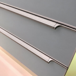 ALT-PERFIL-PUXADOR-6M-AREZZO-1418-ANODIZADO-FRAVPUX499-03